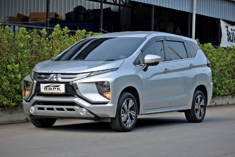 รถ Mitsubishi Xpander 1.5 GT สี เทา