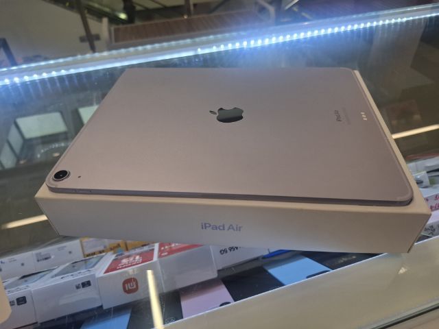 ipad Air 13 (M2) wifi Cellular รูปที่ 2