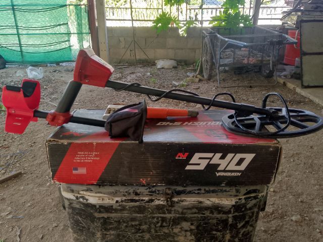 ขายด่วน เครื่องตรวจจับโลหะ VANQUISH 540 มือ2