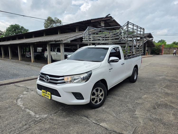 Toyota Hilux Revo 2015 2.8 J Plus Pickup ดีเซล ไม่ติดแก๊ส เกียร์ธรรมดา ขาว รูปที่ 2