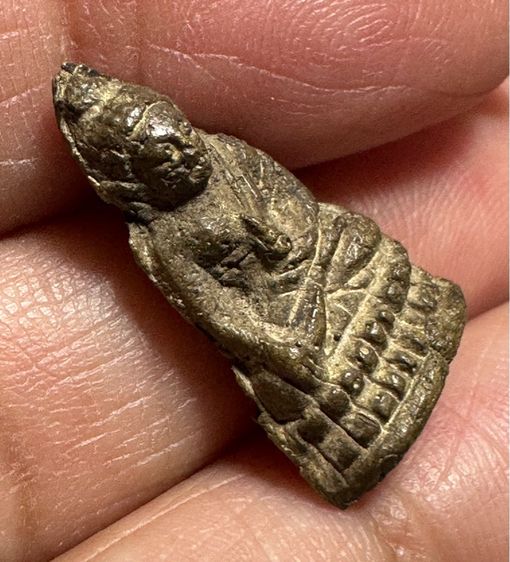 พระชัยวัฒน์ เก่า ไม่ทราบที่ รูปที่ 4