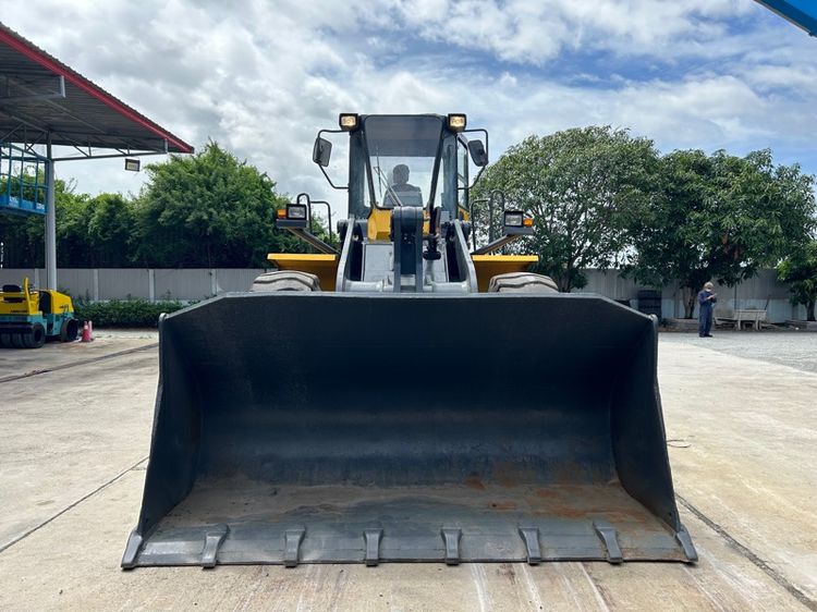รถตักล้อยาง KOMATSU  รุ่น WA380-3 บุ้งกี๋ 3 คิว ยกสูง 3.9 ม. รถเก่านอกนำเข้า รูปที่ 5