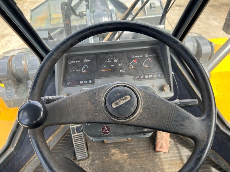 รถตักล้อยาง KOMATSU  รุ่น WA380-3 บุ้งกี๋ 3 คิว ยกสูง 3.9 ม. รถเก่านอกนำเข้า รูปที่ 13