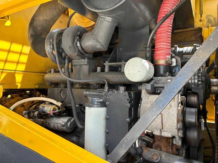 รถตักล้อยาง KOMATSU  รุ่น WA380-3 บุ้งกี๋ 3 คิว ยกสูง 3.9 ม. รถเก่านอกนำเข้า รูปที่ 15