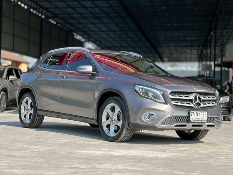 Mercedes-Benz GLA-Class 2019 GLA200 Utility-car เบนซิน ไม่ติดแก๊ส เกียร์อัตโนมัติ เทา รูปที่ 3