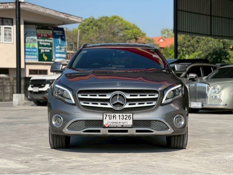 Mercedes-Benz GLA-Class 2019 GLA200 Utility-car เบนซิน ไม่ติดแก๊ส เกียร์อัตโนมัติ เทา รูปที่ 2