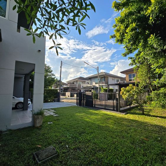 Land and Houses ตกแต่งครบ 2018 บ้านเดี่ยวราคาพิเศษ สีวลี ศรีเวียง – เชียงราย รูปที่ 2