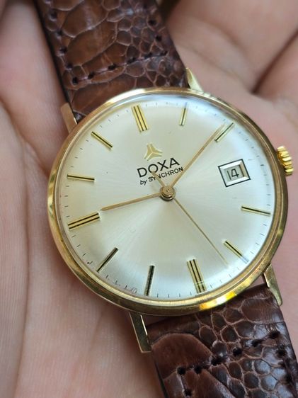 Vintage DOXA by SYNCHRON 14k Solid Gold หน้าปัดขาวSilver มีวันที่ หลักขีดสอดนิน ตัวเรือนทองคำแท้14k  