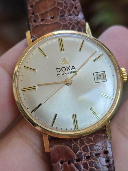 Vintage DOXA by SYNCHRON 14k Solid Gold หน้าปัดขาวSilver มีวันที่ หลักขีดสอดนิน ตัวเรือนทองคำแท้14k   รูปที่ 2