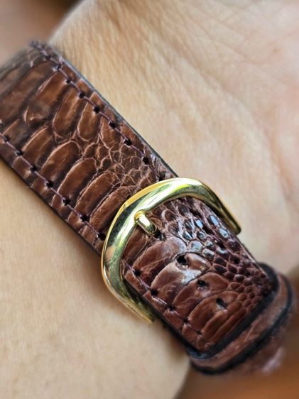 Vintage DOXA by SYNCHRON 14k Solid Gold หน้าปัดขาวSilver มีวันที่ หลักขีดสอดนิน ตัวเรือนทองคำแท้14k   รูปที่ 11