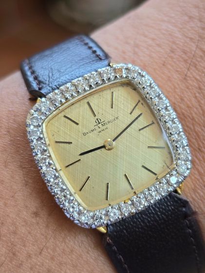 Vintage Baume  Mercier Geneve Diamond 18k Solid Gold ขอบเพชรแท้32เม็ดรวม 0.64กะรัต หน้าปัดลายผ้าทอง ตัวเรือนทองคำแท้ 18k  รูปที่ 16