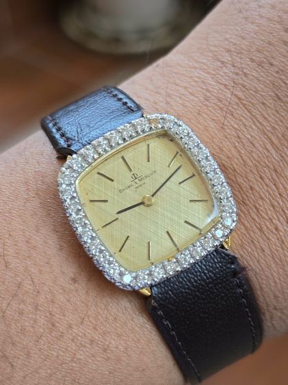 Vintage Baume  Mercier Geneve Diamond 18k Solid Gold ขอบเพชรแท้32เม็ดรวม 0.64กะรัต หน้าปัดลายผ้าทอง ตัวเรือนทองคำแท้ 18k  รูปที่ 15