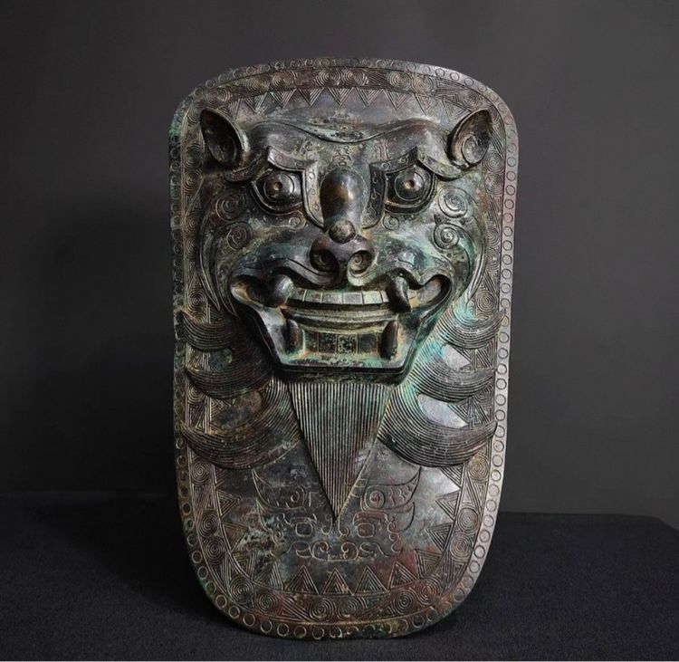 ✨วัตถุสะสมโบราณที่ทำจากสำริด