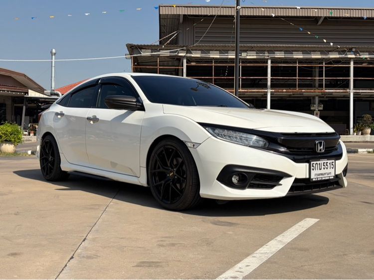 Honda Civic 2016 1.5 Turbo Sedan เบนซิน ไม่ติดแก๊ส เกียร์อัตโนมัติ ขาว รูปที่ 2