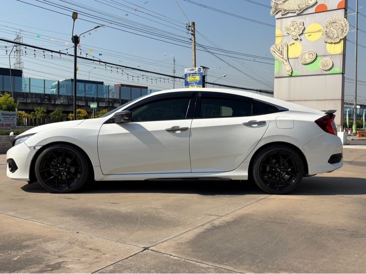 Honda Civic 2016 1.5 Turbo Sedan เบนซิน ไม่ติดแก๊ส เกียร์อัตโนมัติ ขาว รูปที่ 4
