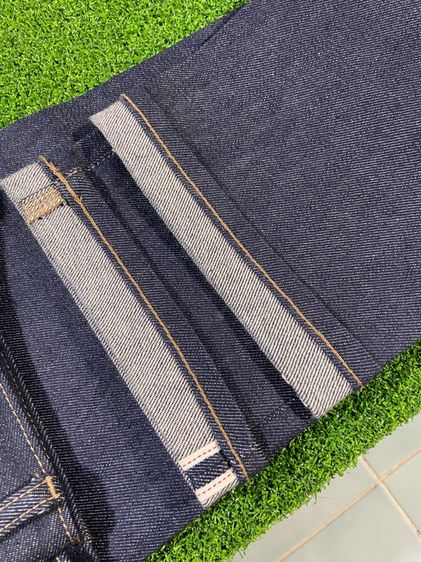 ขายกางเกงยีนส์ UniQlo W33 L32 (ริมแดง) รูปที่ 4