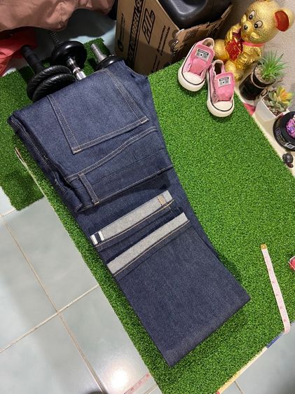 ขายกางเกงยีนส์ UniQlo W33 L32 (ริมแดง) รูปที่ 3