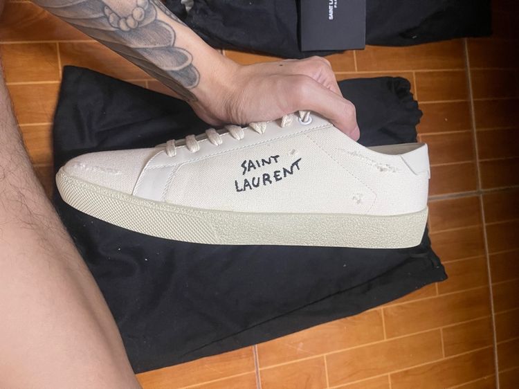 Saint Laurent Court Classic SL06 Low Distressed Cream  รูปที่ 8