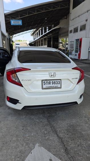 รถ Honda Civic 1.8 E i-VTEC สี ขาว