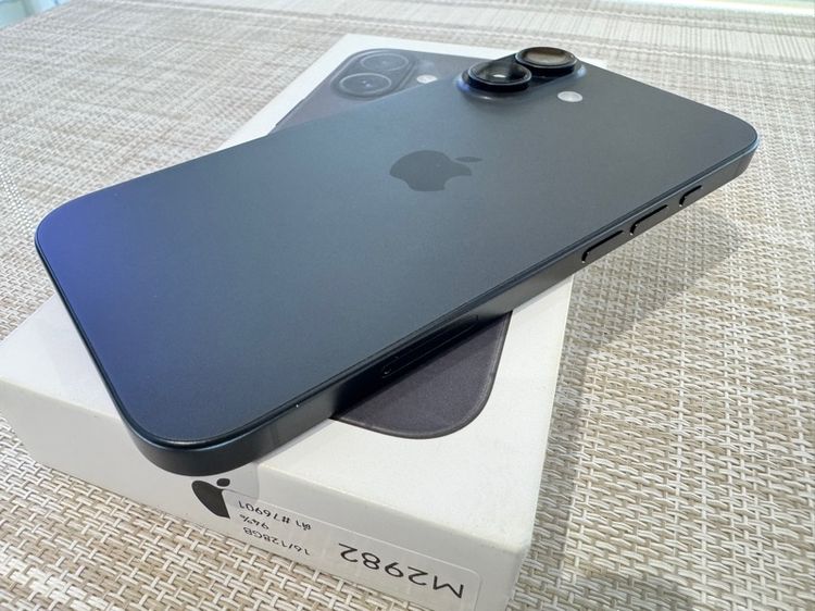 iPhone 16 สีดำ 128 ประกันศูนย์ ผ่อนได้ รูปที่ 8