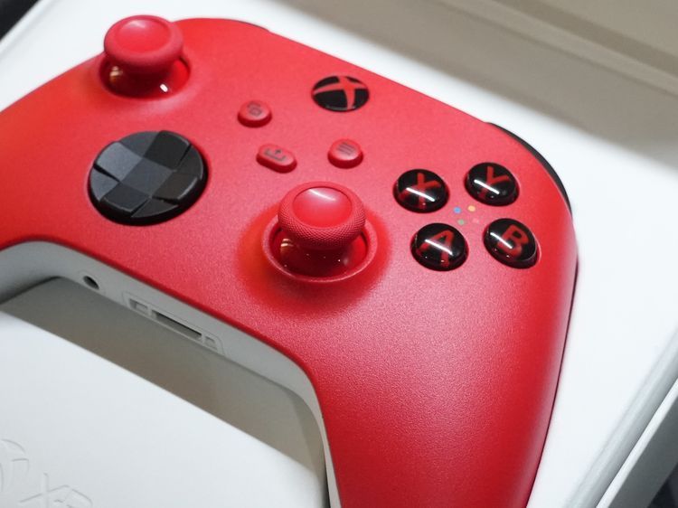 ขายต่อจอยเกม Xbox Wireless Controller รุ่น Pulse Red สีแดง มีประกันเหลือ รูปที่ 4