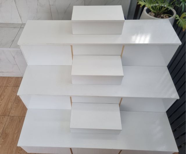 ชั้นวาง โต๊ะหมู่บูชา แบบมินิมอล สีขาว สวย สภาพดี มีลิ้นชักเก็บของ ขนาด 120×100×90
(กว้าง×สูง×ลึก) รูปที่ 8