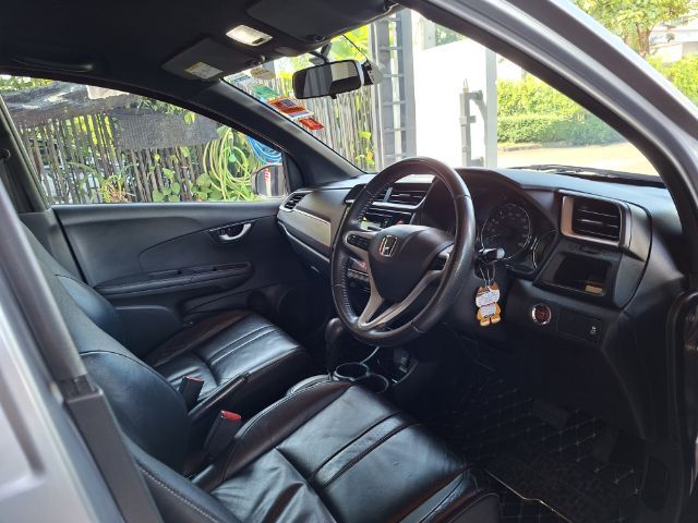 Honda BR-V 2016 1.5 SV Utility-car เบนซิน ไม่ติดแก๊ส เกียร์อัตโนมัติ บรอนซ์เงิน รูปที่ 3