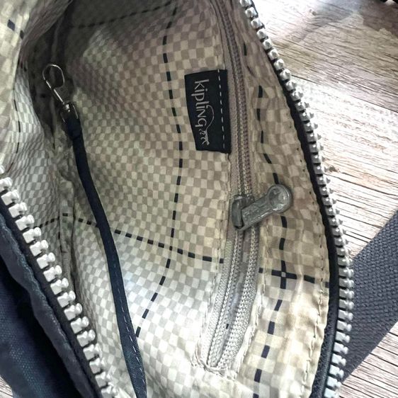 กระเป๋าคาดอก kipling รูปที่ 4