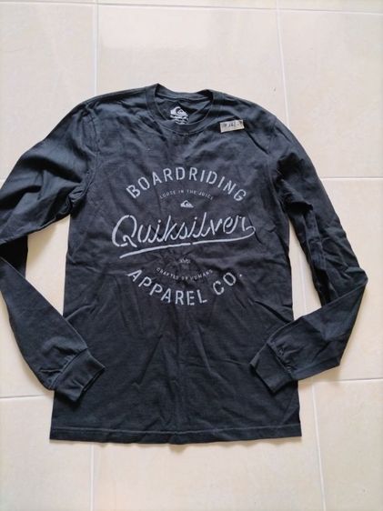 เสื้อยืด​ดำแขนยาวQuiksilver