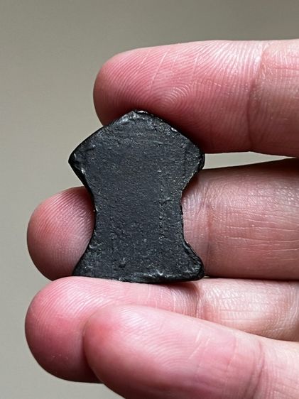 พระหล่อเก่า รูปที่ 2