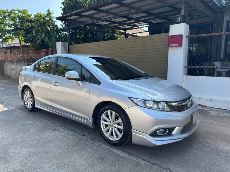 Honda Civic 2013 1.8 E i-VTEC Sedan เบนซิน ไม่ติดแก๊ส เกียร์อัตโนมัติ บรอนซ์เงิน รูปที่ 3