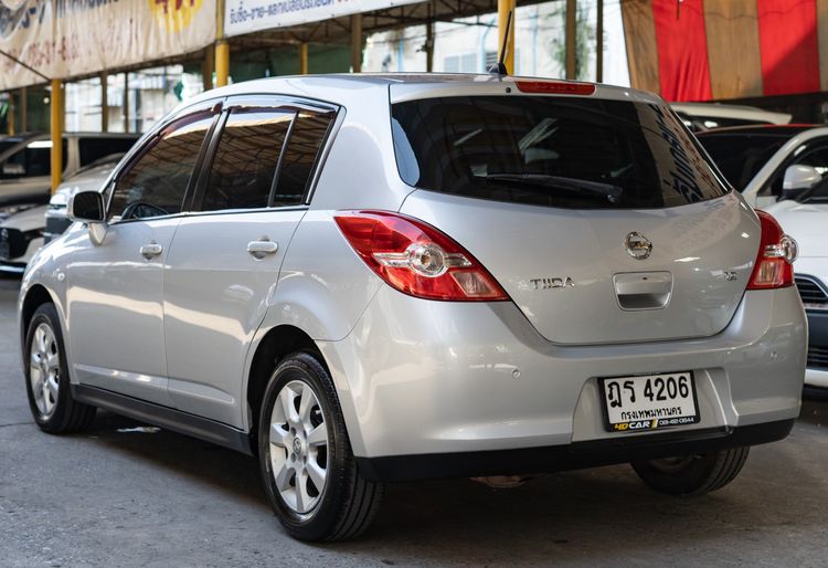 Nissan Tiida 2010 1.8 G Sedan เบนซิน ไม่ติดแก๊ส เกียร์อัตโนมัติ เทา รูปที่ 3