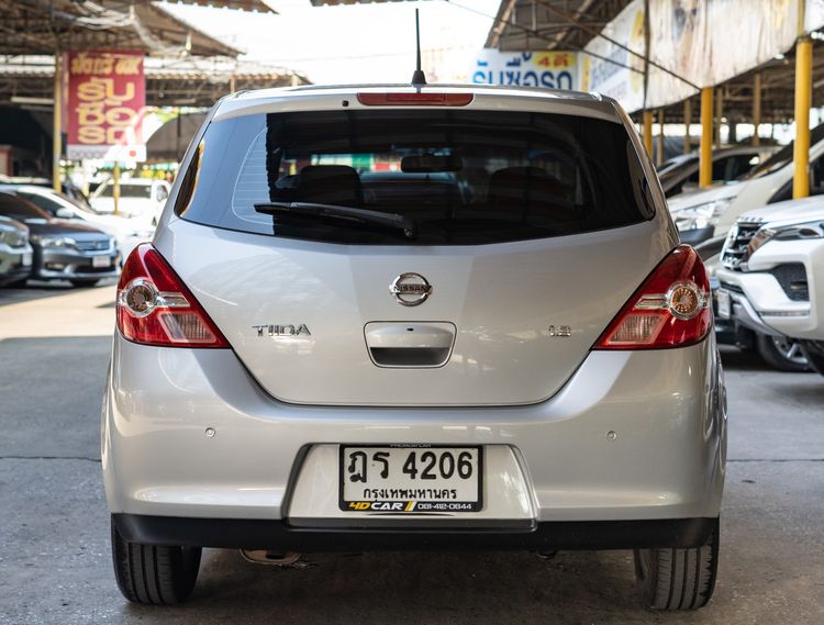 Nissan Tiida 2010 1.8 G Sedan เบนซิน ไม่ติดแก๊ส เกียร์อัตโนมัติ เทา รูปที่ 4