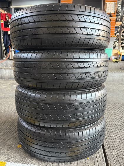 Hyundai H-1. ขอบ 16 นิ้ว 🛞 รูปที่ 9