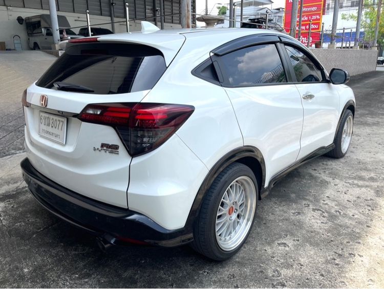 Honda HR-V 2019 1.8 RS Utility-car เบนซิน ไม่ติดแก๊ส เกียร์อัตโนมัติ ขาว รูปที่ 4