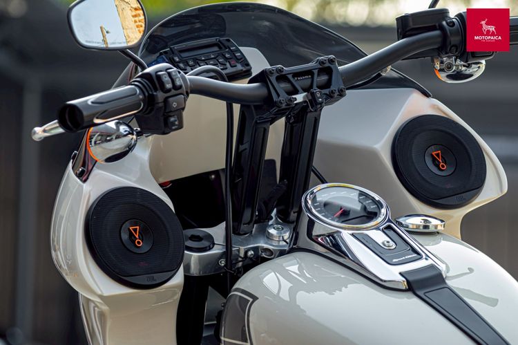 Harley Sportglide107 Clubstyle ปี2023 สีขาวหายาก วิ่ง8,000Mi. รูปที่ 9