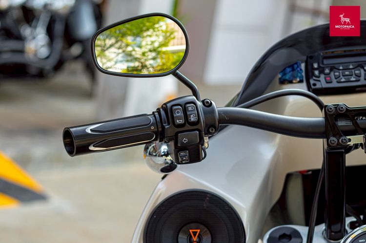 Harley Sportglide107 Clubstyle ปี2023 สีขาวหายาก วิ่ง8,000Mi. รูปที่ 13