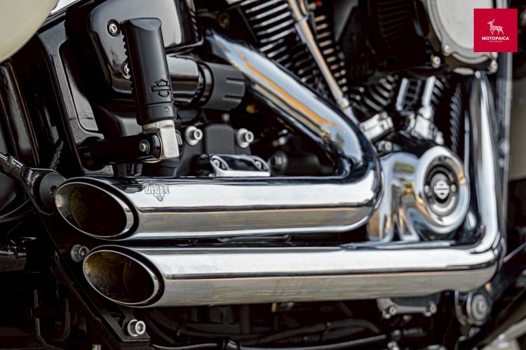 Harley Sportglide107 Clubstyle ปี2023 สีขาวหายาก วิ่ง8,000Mi. รูปที่ 8