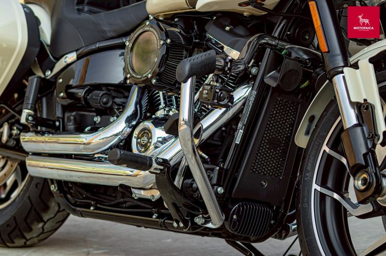 Harley Sportglide107 Clubstyle ปี2023 สีขาวหายาก วิ่ง8,000Mi. รูปที่ 11