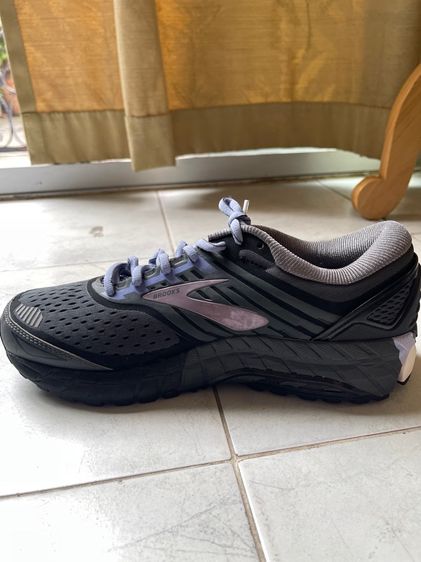 รองเท้าผ้าใบผู้ชาย มือ2 Brooks สภาพดีราคาถูก ค่าส่ง45บาท รูปที่ 11