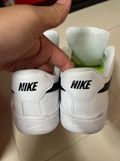 รองเท้า nike รูปที่ 2