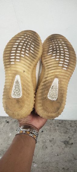 รองเท้า size ประมาณ43 Adidas Yeezy  รูปที่ 7