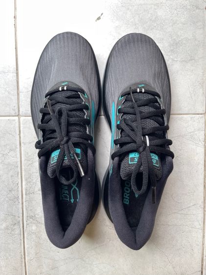 รองเท้าผ้าใบมือสอง Brooks สภาพดีราคาถูก ค่าส่ง45บาท
