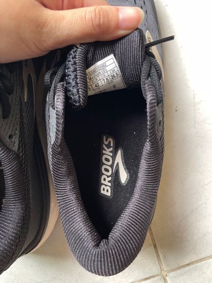 ร้องเท้าผ้าใบมือสอง Brooks ราคาถูกสภาพดี ค่าส่ง45บาท รูปที่ 5