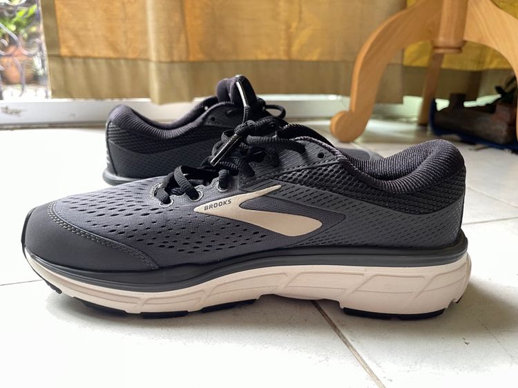ร้องเท้าผ้าใบมือสอง Brooks ราคาถูกสภาพดี ค่าส่ง45บาท รูปที่ 9