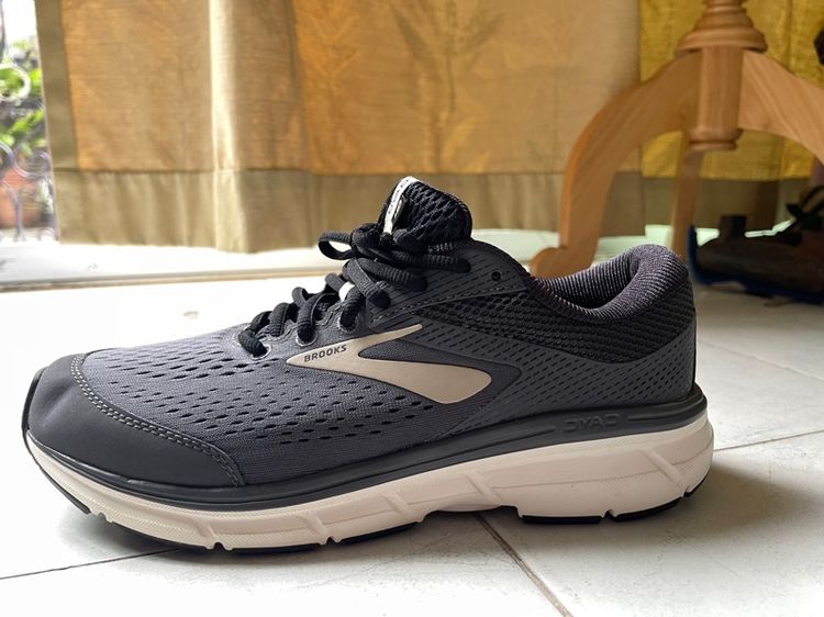 ร้องเท้าผ้าใบมือสอง Brooks ราคาถูกสภาพดี ค่าส่ง45บาท รูปที่ 13