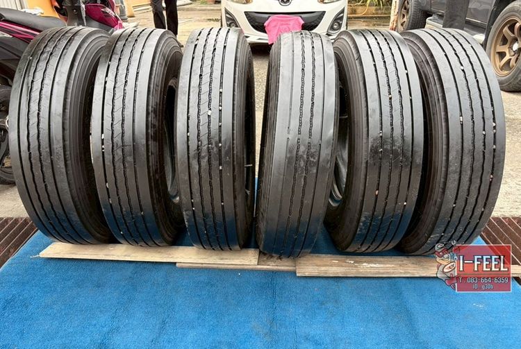 Bridgestone ยางรถบรรทุกกลาง ขอบ16 multi trans มี 6เส้น ปี24 radial