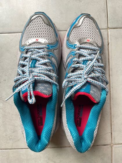 New balance รองเท้าผ้าใบมือ2 สภาพดีราคาถูก ค่าส่ง45บาท
