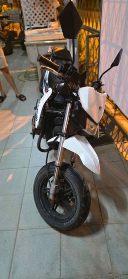 🏍 Kawasaki KSR ปี 2012
สีขาว-ดำ ⚪️⚫️ เลขไมล์ 24,514 กม.
✨ สภาพดี เครื่องเดิม 
📄 พร้อมโอน รูปที่ 4