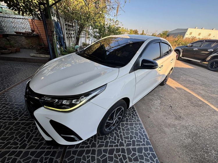 Toyota Yaris ATIV 2022 1.2 Smart Sedan เบนซิน ไม่ติดแก๊ส เกียร์อัตโนมัติ ขาว รูปที่ 4